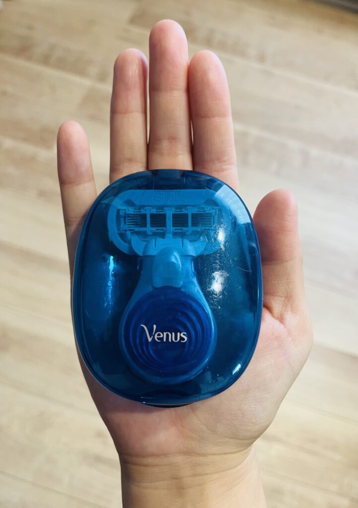 手のひらサイズです